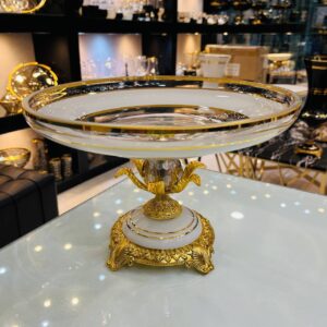 سرویس پذیرایی پانیذ سفید طلایی