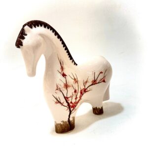 مجسمه اسب سرامیکی آغاز