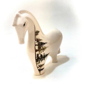 مجسمه اسب سرامیکی فرخنده