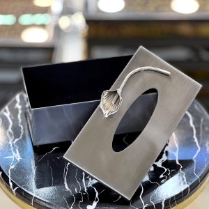 جای دستمال کاغذی رنگ دودی با گل سیلور